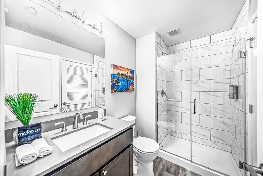 2Br Unit In The Heart Of Dt With View Of Playhouse Square, Pool & Gym Access- 305 Apartment Cleveland Exterior photo